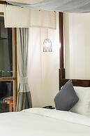 Tamarina Bed & Beyond