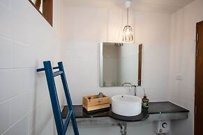 Tamarina Bed & Beyond