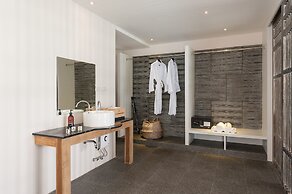 Tamarina Bed & Beyond