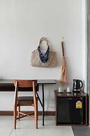 Tamarina Bed & Beyond