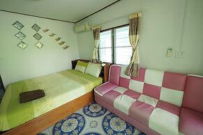 Baan Suanjarean Resort