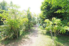 Baan Suanjarean Resort