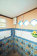 Baan Suanjarean Resort