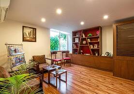 Rosewood Apartment Hotel