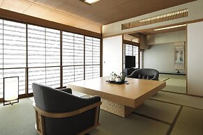 Takanawa Hanakohro - in Grand Prince Hotel Takanawa