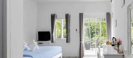 Again at Klongnga Resort