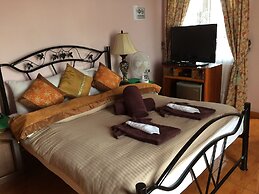 Norfolk Heritage Airport Villa