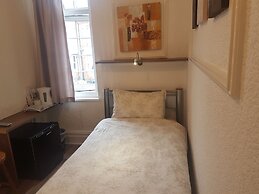 Glenfield Lodge Guest House