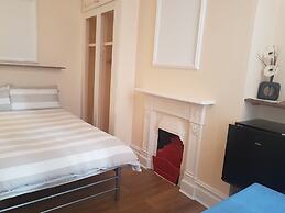 Glenfield Lodge Guest House