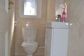 Glenfield Lodge Guest House