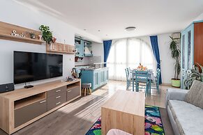 Apartments and Room Lora