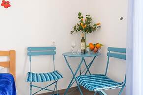 Apartments and Room Lora