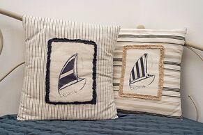 Apartments and Room Lora