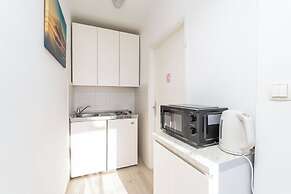 Apartments and Room Lora