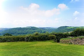 Green Acres Cottages