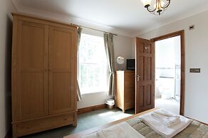 Green Acres Cottages