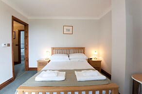 Green Acres Cottages