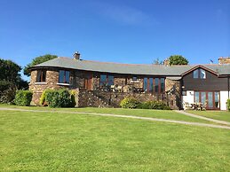 Green Acres Cottages