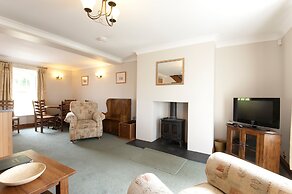 Green Acres Cottages