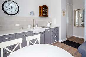 Zacisze Apartments by Habitan