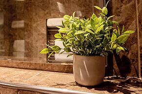 The Enniskillen Hotel and Motel