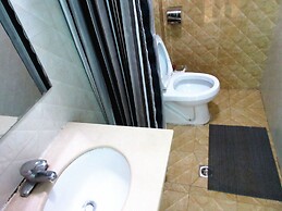 25 Four Seasons Youth Hostel