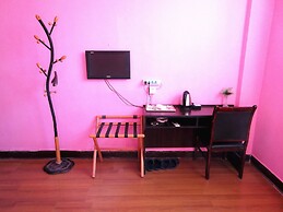 25 Four Seasons Youth Hostel