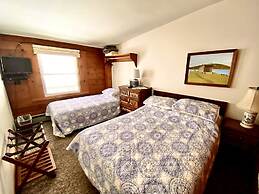 Turn of River Lodge