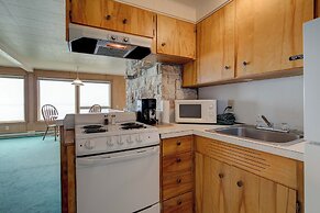 Ester Lee Oceanview Inn