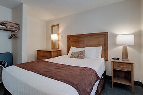 Ester Lee Oceanview Inn