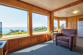 Ester Lee Oceanview Inn