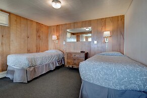 Ester Lee Oceanview Inn