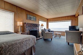 Ester Lee Oceanview Inn