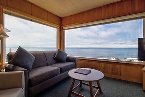 Ester Lee Oceanview Inn