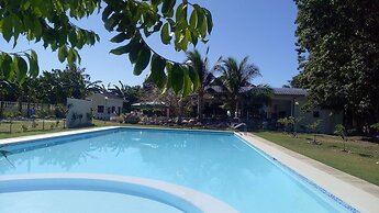 Kiwi's Hidden Resort