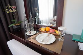 The Forest Lodge at Camp John Hay