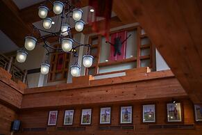 The Forest Lodge at Camp John Hay