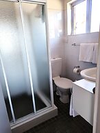 Haven Waters Motel & Apartments