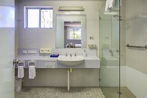 Haven Waters Motel & Apartments