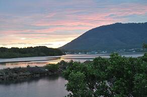 Haven Waters Motel & Apartments