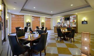 TreeHouse Achrol Niwas