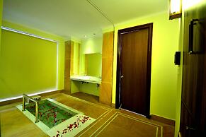 TreeHouse Achrol Niwas