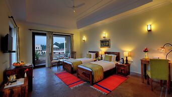 TreeHouse Achrol Niwas