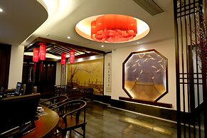 Graceland Garden Court Hotel