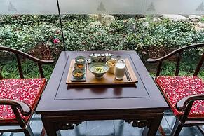 Graceland Garden Court Hotel