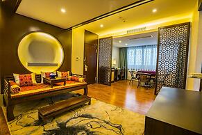 Graceland Garden Court Hotel