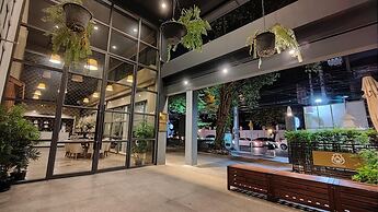 Collection O The Spades Hostel