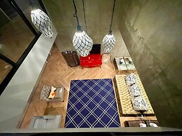 Collection O The Spades Hostel