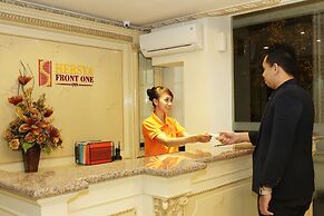 Hersya Front One Inn Surabaya