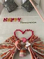 Sun Smile Beach Koh Jum